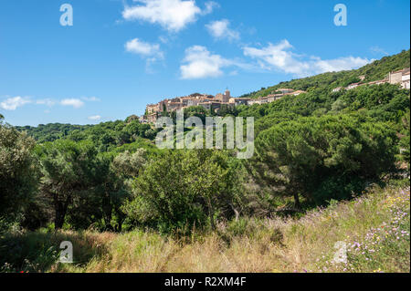 Mountain village of Ramatuelle, Var, Provence-Alpes-Cote d`Azur, France, Europe Stock Photo